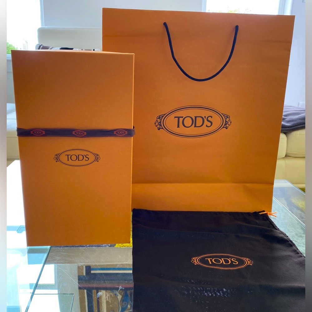 Authentic TOD’S shopping bag, box, dust bag, tissue & 2 Ribbons